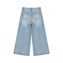 Load image into Gallery viewer, Women's Vintage Wash Distressed Wide Leg Jeans
